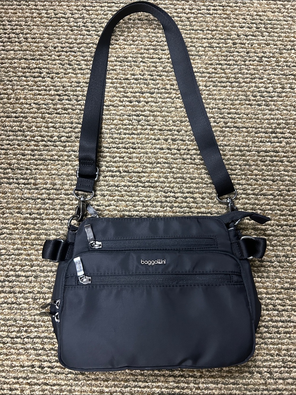 Baggallini purse